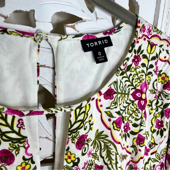 Torrid Ivory Floral Babydoll Dress - Picture 5 of 7